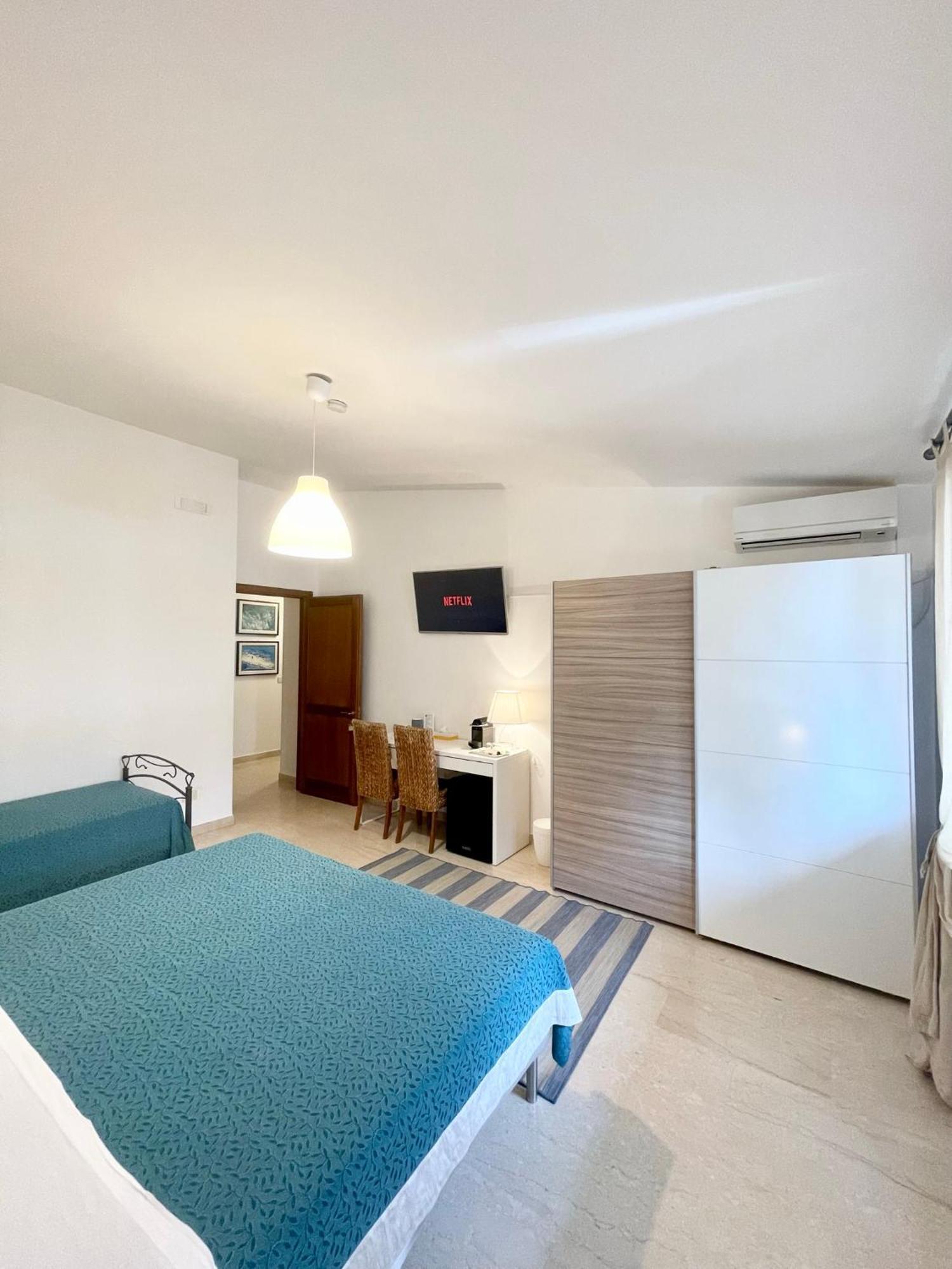 B&B Le Saline Таранто Екстер'єр фото